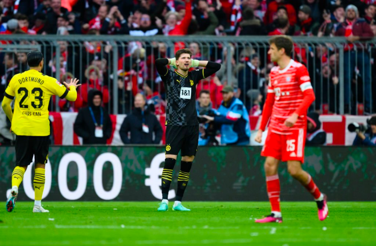Bayern vs Dortmund - Der Klassiker - Thomas Mueller - Gregor Kobel - GEtty Images