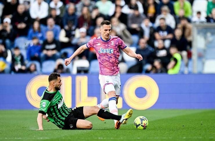 Sassuolo vs Juventus Dua Kekalahan Beruntun I Bianconeri di Serie A - Arkadiusz Milik (@juventusfcen)