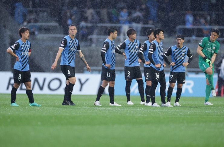 Yokohama F. Marinos vs Kawasaki Frontale: Selalu Menarik!