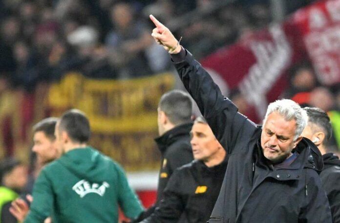 Jose Mourinho dinilai Giuseppe Giannini bisa jadi faktor positif bagi AS Roma di final Liga Europa (Getty Images)