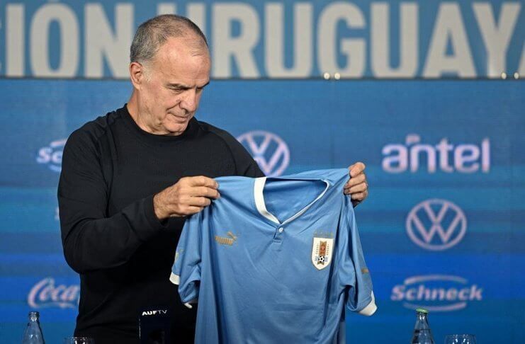 Marcelo Bielsa dikontrak menangani timnas Uruguay hingga Piala Dunia 2026.