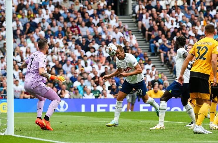 Tottenham vs Crystal Palace Harry Kane Akhiri Paceklik Kemenangan (@TheSpursExpress)