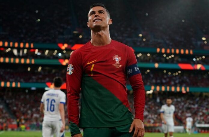 Cristiano Ronaldo Belum Berniat Pensiun dari Timnas Portugal (SuperSport)