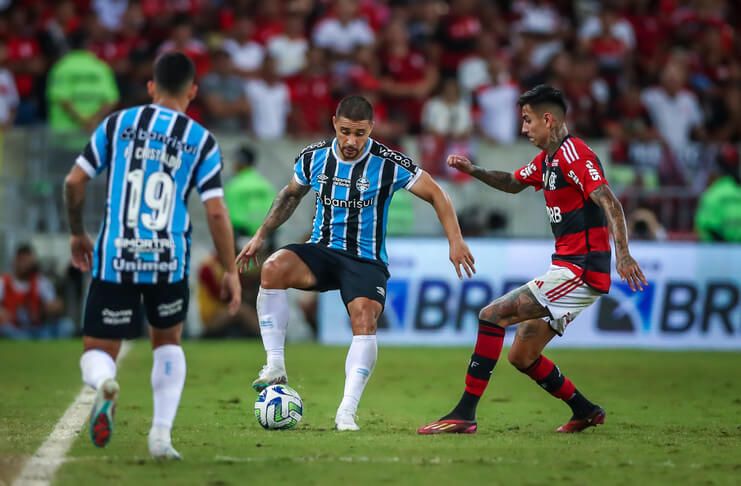 Luis Suarez masih membela Gremio di markas Flamengo pada 11 Juni 2023.