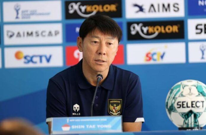 Shin Tae-yong menyindir Vietnam yang bantu loloskan Indonesia ke semifinal.