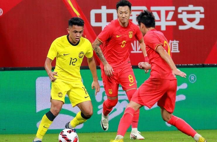 Timnas Cina gagal menaklukkan timnas Malaysia.
