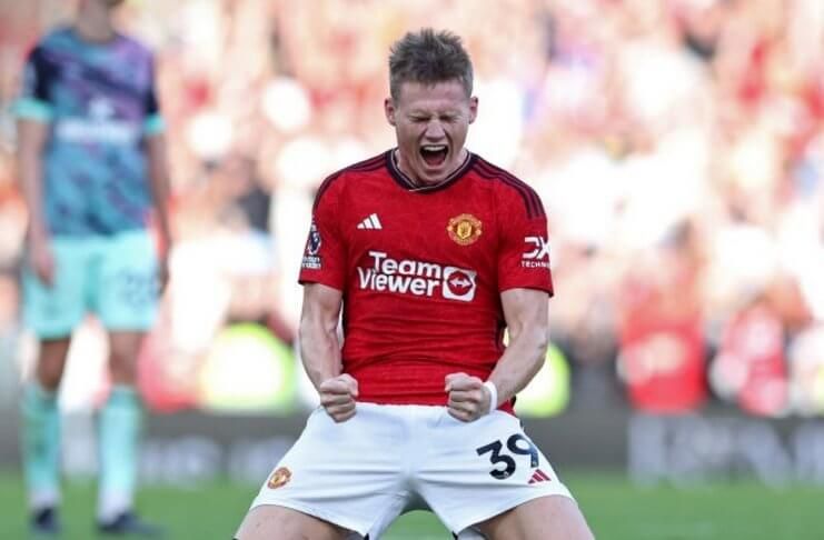 Hasil Liga Inggris Chelsea Menang Telak, Man United Dramatis - Scott McTominay (@OptaJoe)