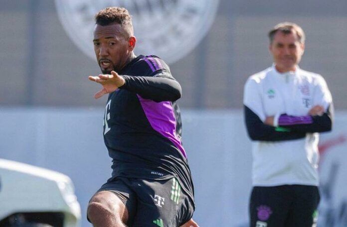 Jerome Boateng batal direkrut kembali oleh Bayern Munich.