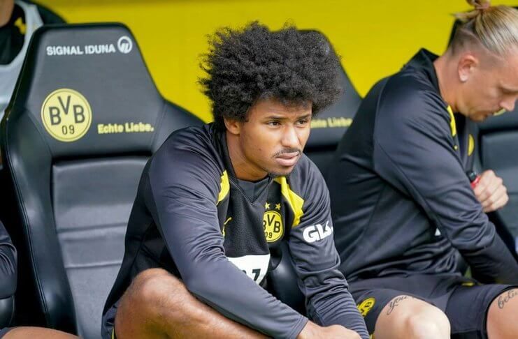 Karim Adeyemi hanya jadi pemain cadangan di Borussia Dortmund musim ini.