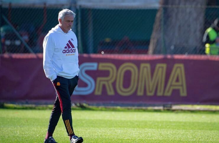 Jose Mourinho merasakan ikatan kuat dengan AS Roma.