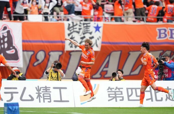 Shunsuke Mito - J1 League - Liverpool