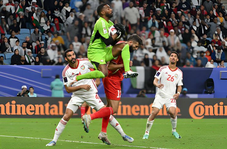 Khalid Eisa membuat para pemain timnas Palestina frustrasi pada matchday II Grup C Piala Asia 2023.