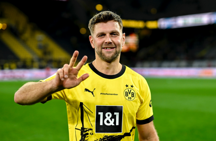 Niclas Fuellkrug hat-trick - Borussia Dortmund - @blackyellow