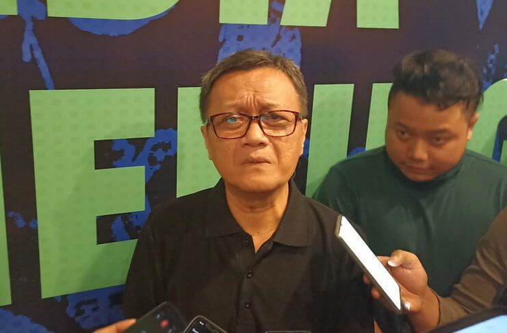 Prof. Kunto Sofianto menafikan fakta fusi PSIB dengan NVB yang melahirkan Persib Bandung.