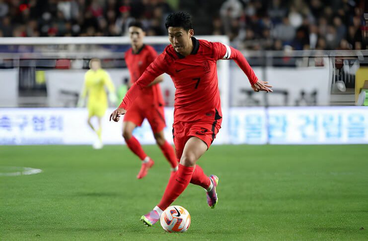 Son Heung-min diunggulkan banyak bursa taruhan untuk jadi top scorer Piala Asia 2023.