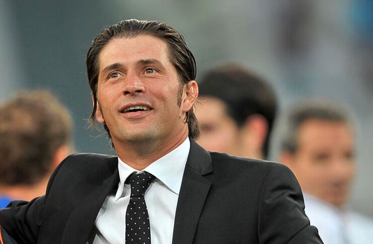 Alessio Tacchinardi menyarankan Juventus ganti pelatih.