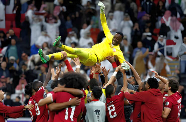 Meshaal Barsham jadi pahlawan Qatar pada perempat final Piala Asia 2023.