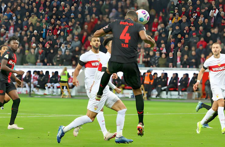 Sundulan Jonathan Tah jadi penentu langkah Bayer Leverkusen ke semifinal DFB Pokal.