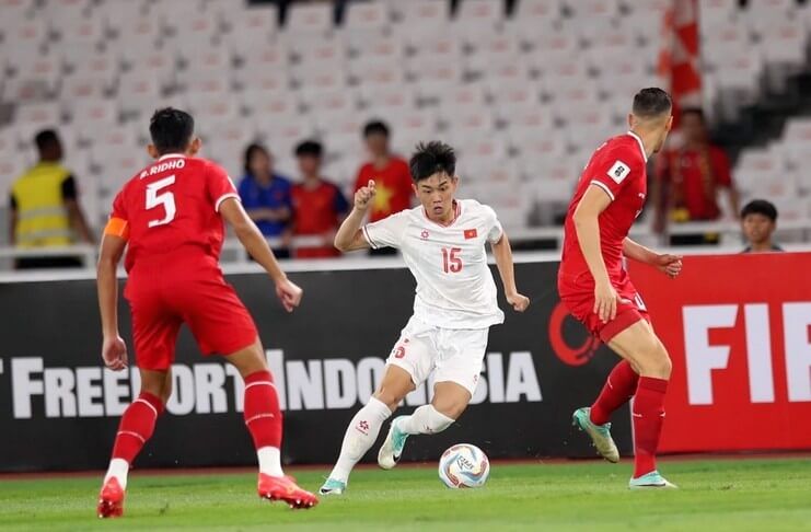 Nguyen Dinh Bac adalah satu-satunya pemain yang mencetak lebih 1 gol di skuad Vietnam saat ini.