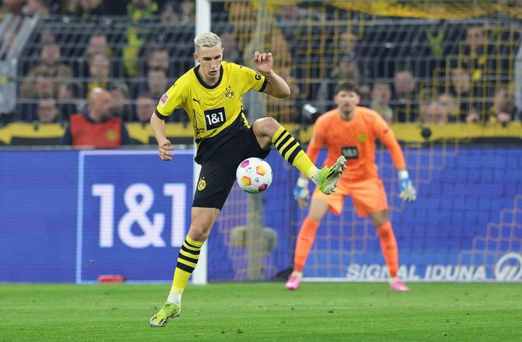 Nico Schlotterbeck - Borussia Dortmund - Timnas Jerman - Alamy 3