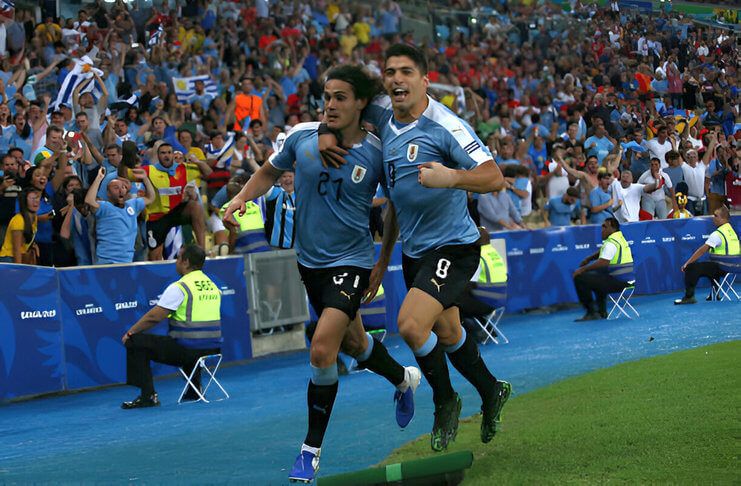 Luis Suarez dan Edinson Cavani di timnas Uruguay.