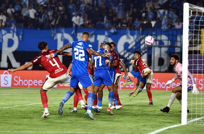 Persib vs Bali United - Final Liga 1 - persib.co, id 2