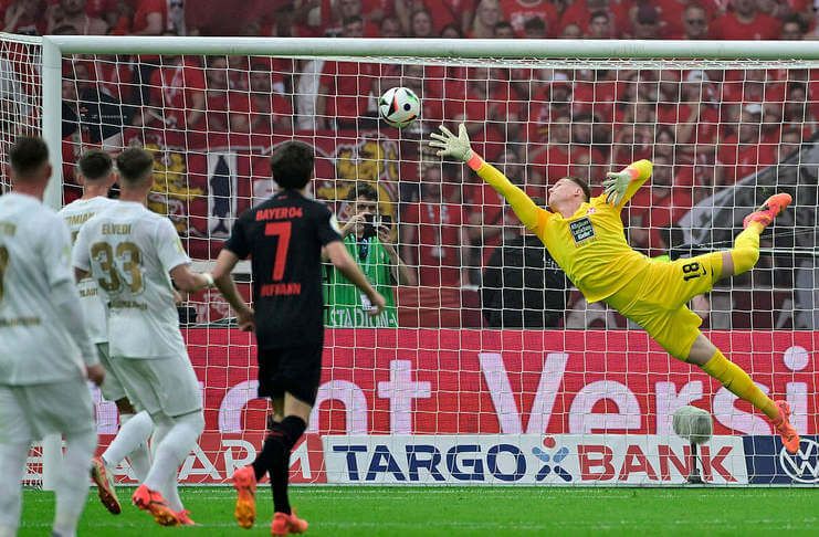 Tendangan geledek Granit Xhaka jadi berbuah gol tunggal di final DFB Pokal 2023-24.