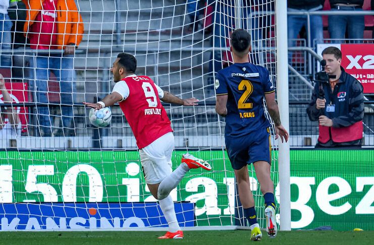Vangelis Pavlidis hanya 1 kali tak mencetak gol dalam 8 laga terakhir Eredivisie.