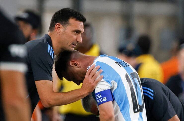 Lionel Scaloni dan Lionel Messi sama-sama absen pada laga Argentina vs Peru.