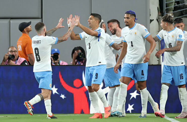Timnas Uruguay diminta Marcelo Bielsa tampil apik lawan tim kuat.